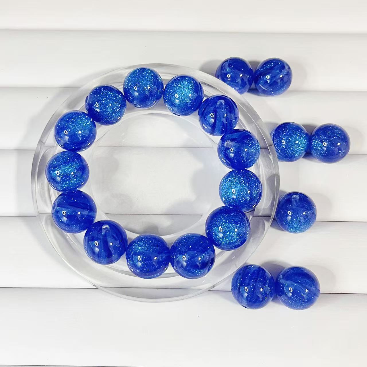 クラインブルー キティ