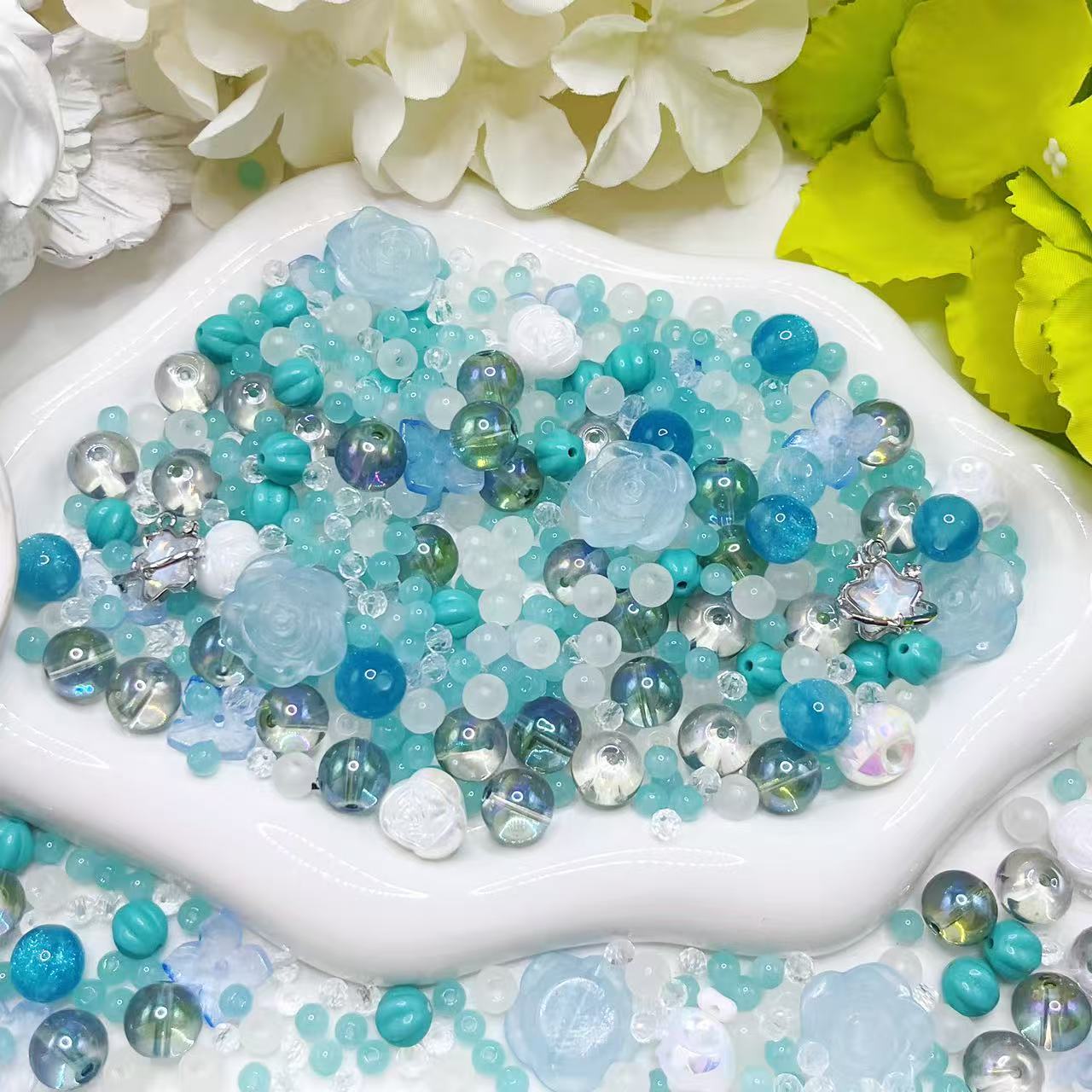 【Q181】セルリアンブルー 樹脂*蝶々*高級キラキラ*瑠璃