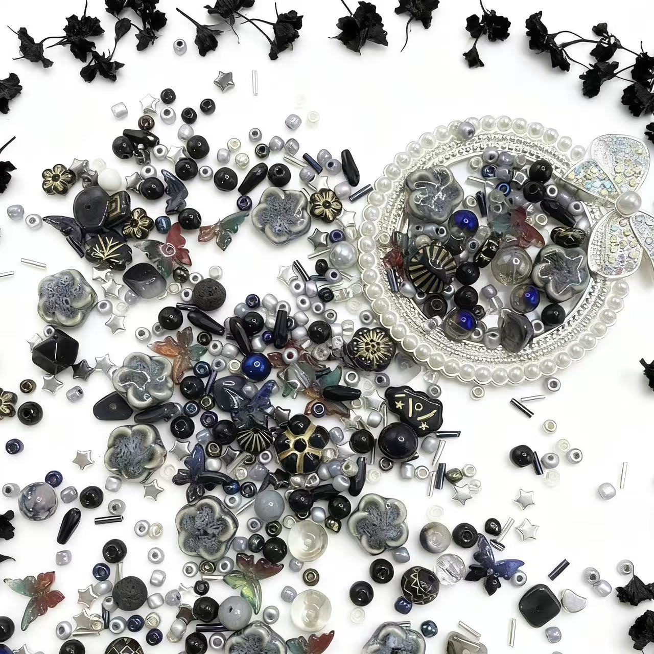 【Q471】旋律 石さざれ石*火山岩*陶磁器*高級ガラス*蝶々チャーム*高級アクリル