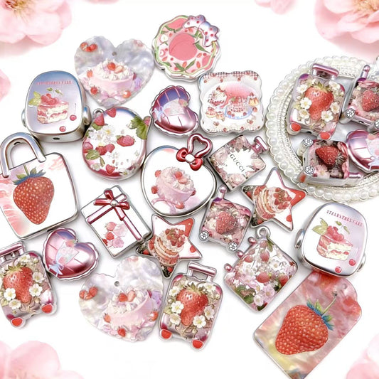 【Q876】苺ケーキ　メッキ浮き彫り