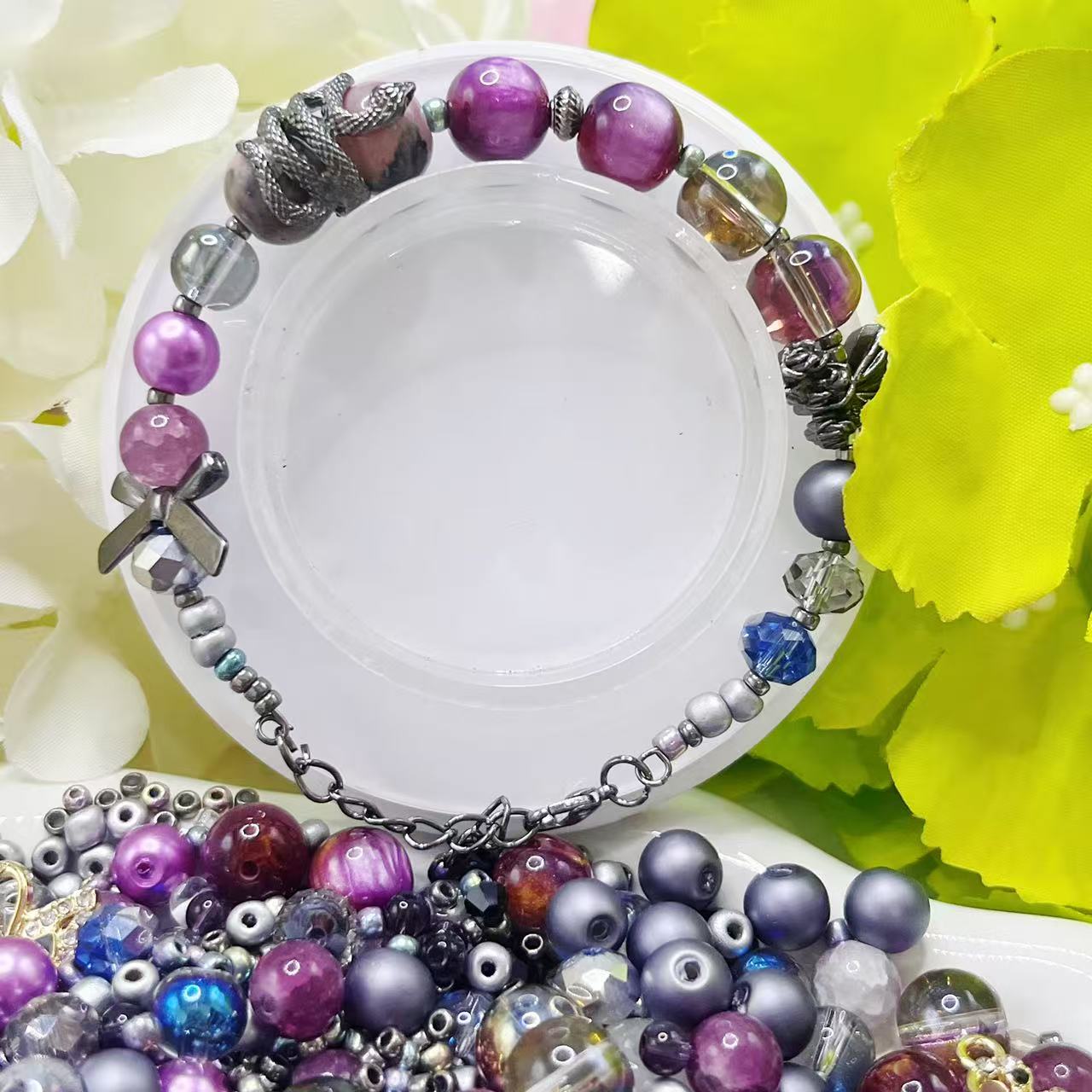 【Q189】モーニングピンク *樹脂*高級キラキラ*チビビーズ*瑠璃