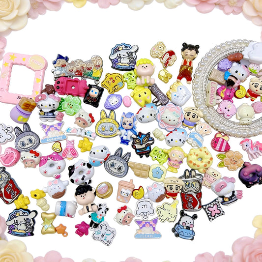 【Q908】可愛いチャーム　合金