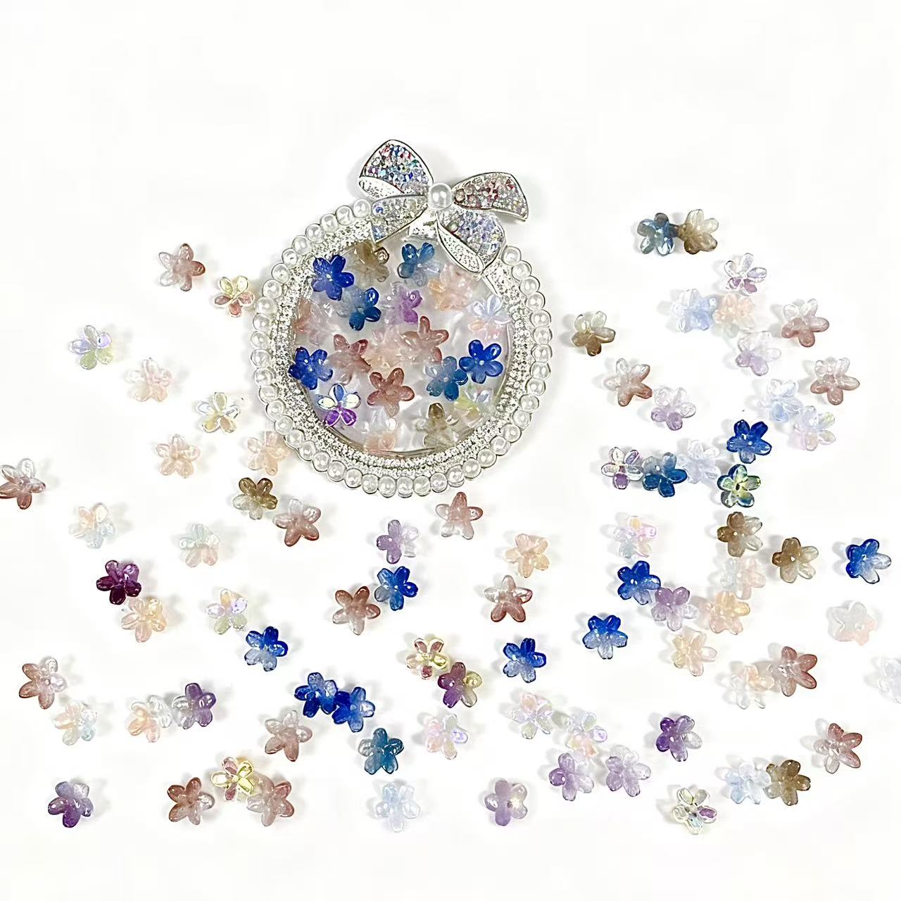 ＜G＞ガラスチャーム