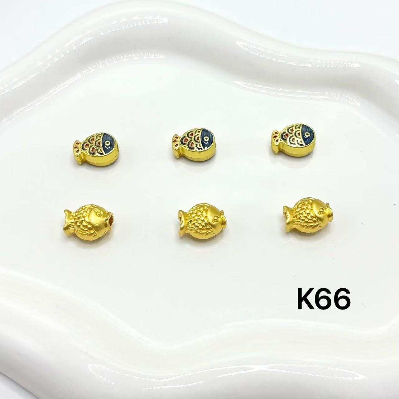 ＜K＞高級チャーム　アクセサリー