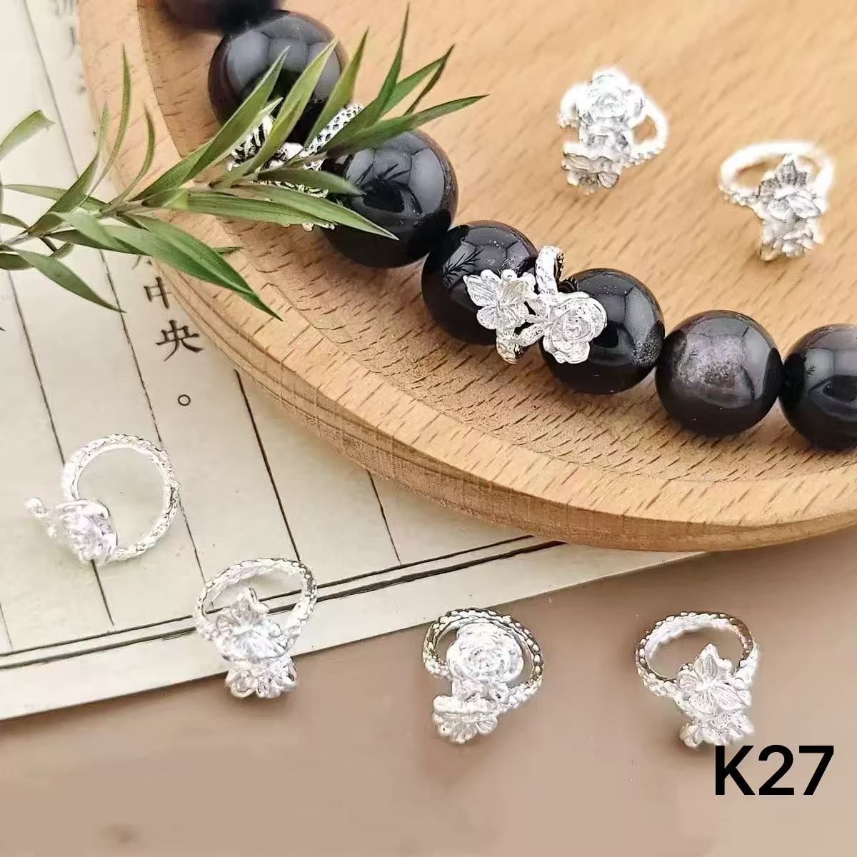 10/17＜K＞高級チャーム　アクセサリー